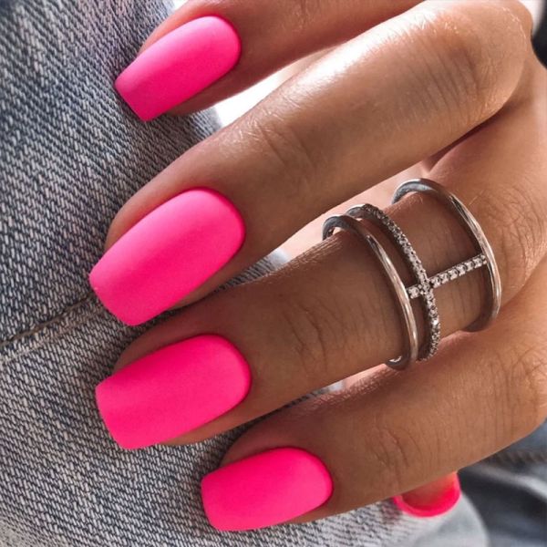 vernis-ongles-semi-permanent-rose-fluo-gel-polish-62-hot-pink-1